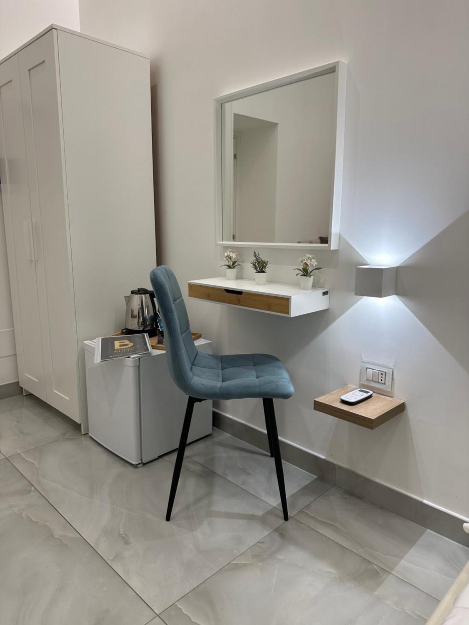 Barbaro Suite & Apartment Napoli Ngoại thất bức ảnh